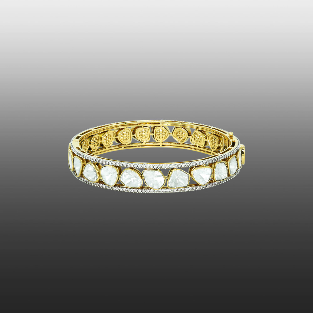 Linear Polki Bangle with Full-Cut Diamond Borders